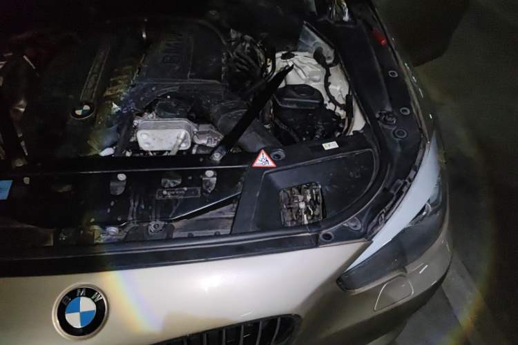 Used BMW 5 Series GT 2010 535i Leading Model Engine Bay Left