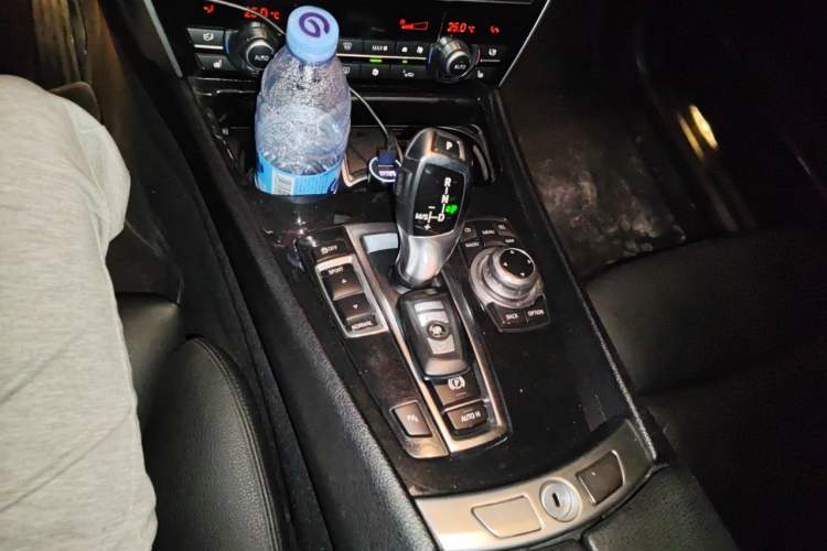 Used BMW 5 Series GT 2010 535i Leading Model Gear Lever