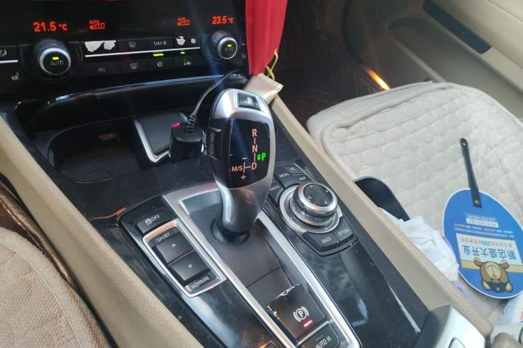 Used BMW 5 Series GT 2010 535i Leading Model Gear Lever