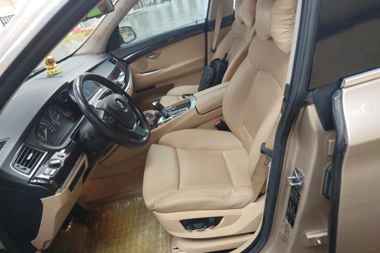 Used BMW 5 Series GT 2010 535i Luxury Edition Left Front Seat