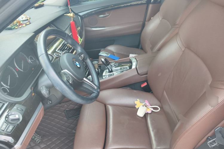 Used BMW 5 Series GT 2010 535i Leading Model Left Front Seat
