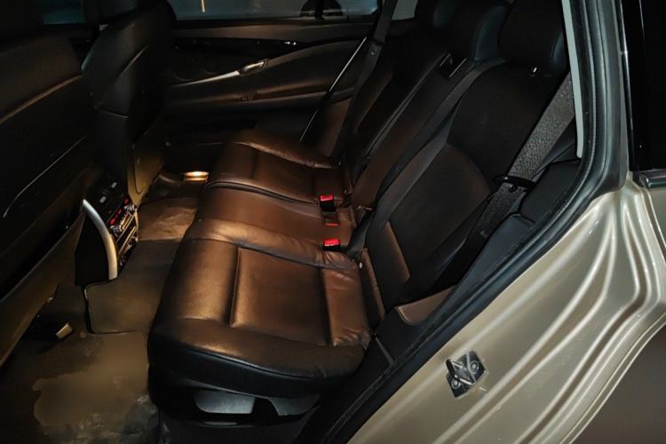 Used BMW 5 Series GT 2010 535i Leading Model Left Rear Seat