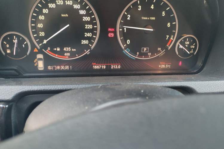 Used BMW 5 Series GT 2010 535i Leading Model Odometer Close Up