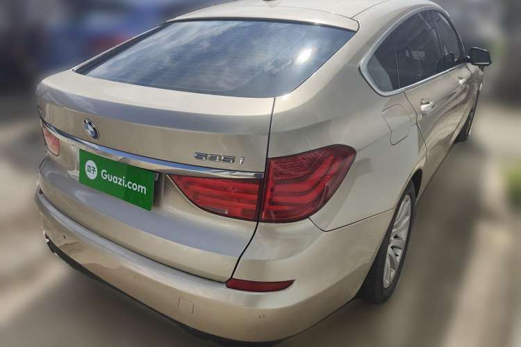Used BMW 5 Series GT 2010 535i Leading Model Rear Right 45 Deg