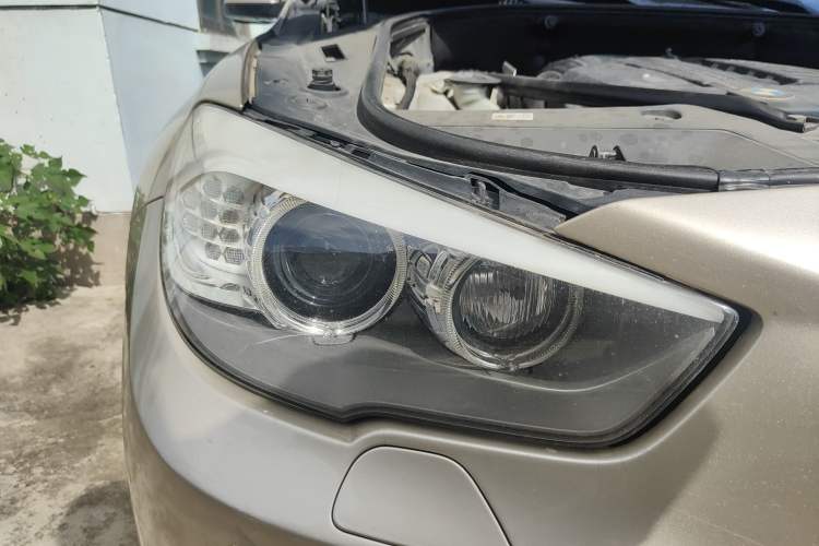 Used BMW 5 Series GT 2010 535i Leading Model Right Front Headlight