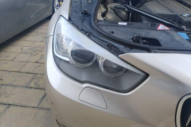 Used BMW 5 Series GT 2010 535i Leading Model Right Front Headlight