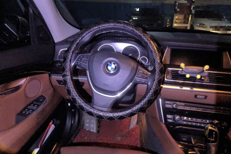 Used BMW 5 Series GT 2010 535i Luxury Edition Steering Wheel