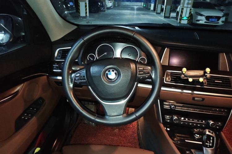 Used BMW 5 Series GT 2010 535i Luxury Edition Steering Wheel