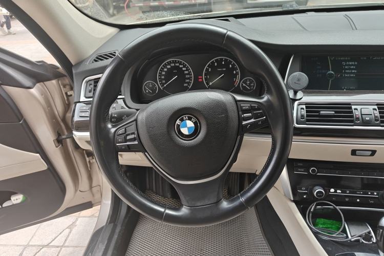 Used BMW 5 Series GT 2010 535i Luxury Edition Steering Wheel