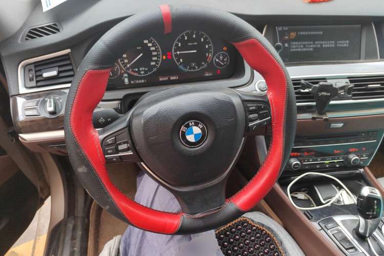 Used BMW 5 Series GT 2010 535i Leading Model Steering Wheel