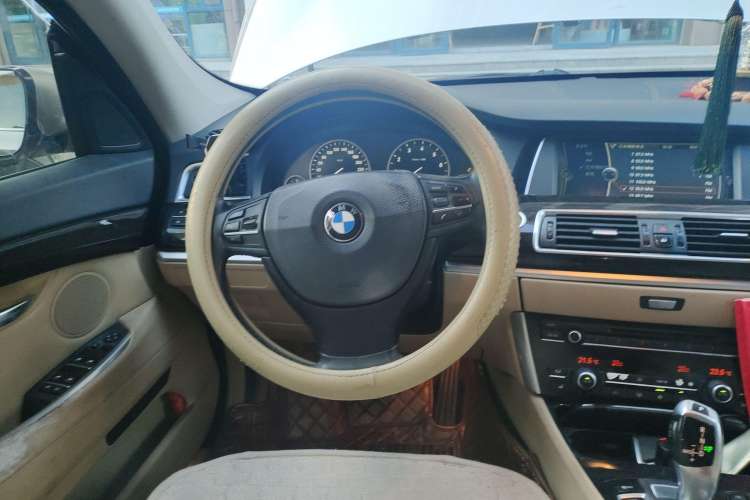 Used BMW 5 Series GT 2010 535i Leading Model Steering Wheel