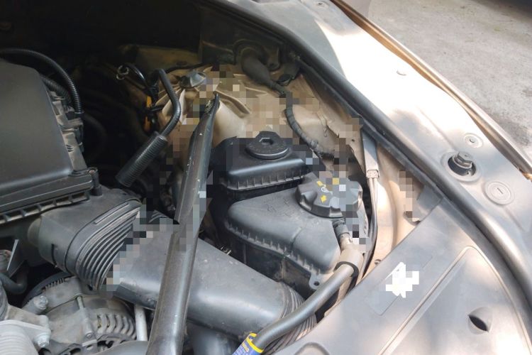 Used BMW 5 Series GT 2010 535i Luxury Edition Engine Bay Left