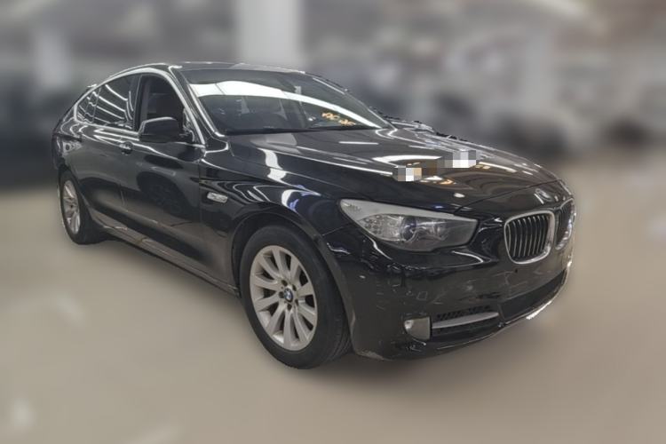 Used BMW 5 Series GT 2010 535i Leading Model Front Right 45 Deg
