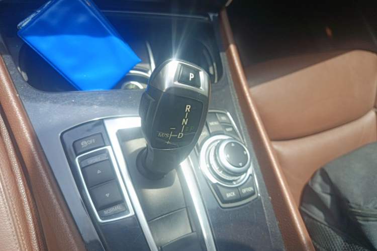 Used BMW 5 Series GT 2010 535i Leading Model Gear Lever
