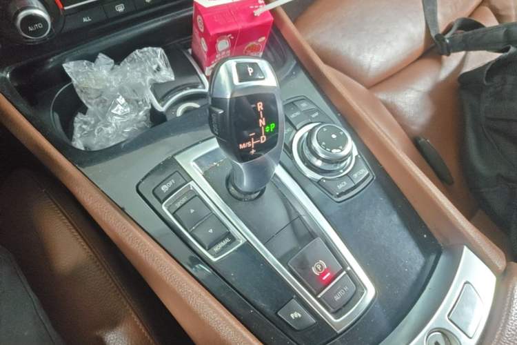 Used BMW 5 Series GT 2010 535i Leading Model Gear Lever