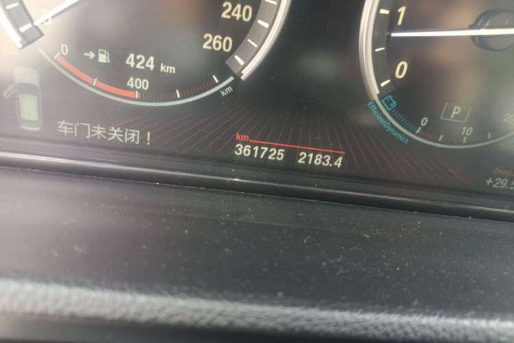 Used BMW 5 Series GT 2010 535i Leading Model Odometer Close Up