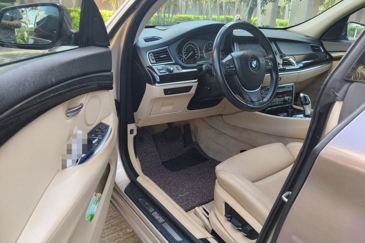 Used BMW 5 Series GT 2010 535i Luxury Edition Driver Seat