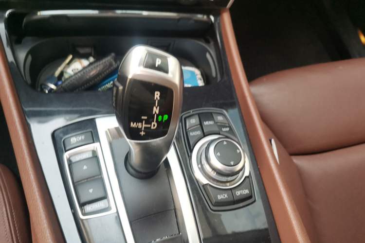 Used BMW 5 Series GT 2010 535i Leading Model Gear Lever