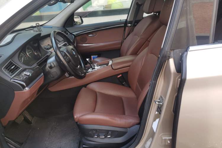 Used BMW 5 Series GT 2010 535i Leading Model Left Front Seat