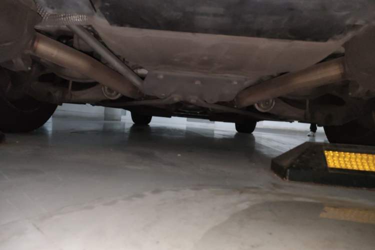 Used BMW 5 Series GT 2010 535i Luxury Edition Chassis Rear
