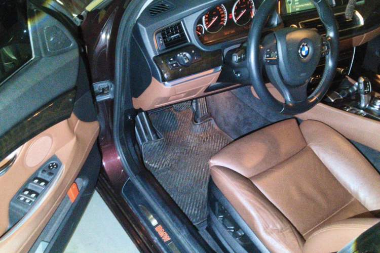 Used BMW 5 Series GT 2010 535i Leading Model Driver Seat