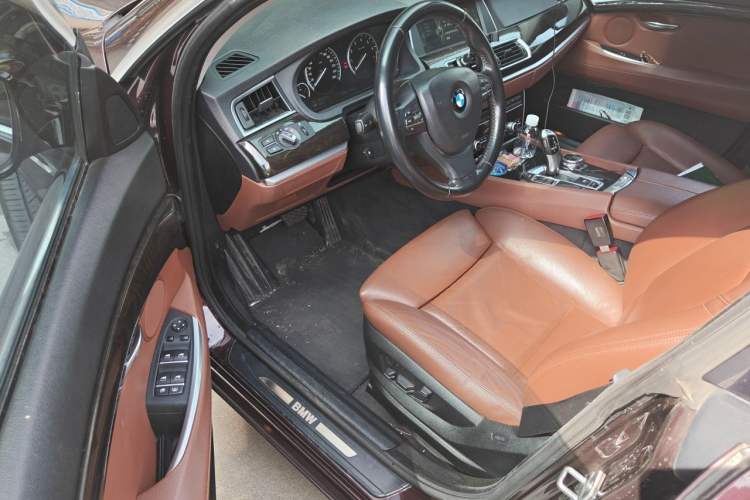Used BMW 5 Series GT 2010 535i Leading Model Driver Seat