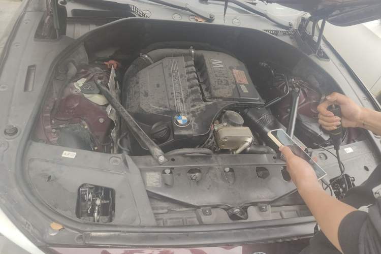 Used BMW 5 Series GT 2010 535i Leading Model Engine Bay