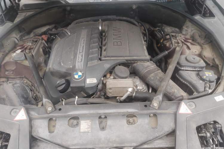 Used BMW 5 Series GT 2010 535i Leading Model Engine Bay