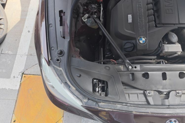 Used BMW 5 Series GT 2010 535i Leading Model Engine Bay Right
