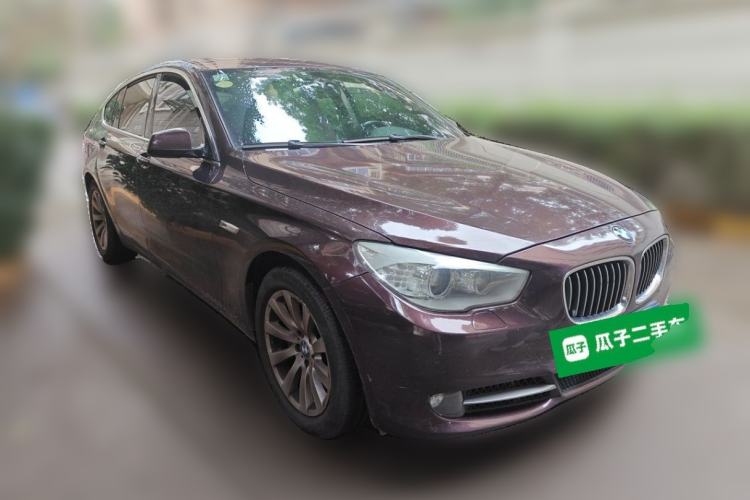 Used BMW 5 Series GT 2010 535i Leading Model Front Right 45 Deg