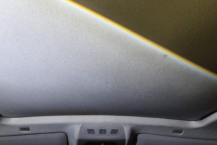 Used BMW 5 Series GT 2010 535i Leading Model Headliner