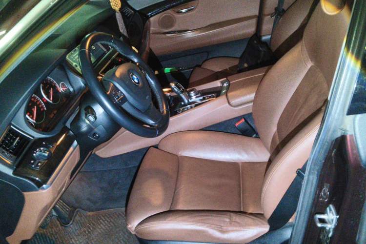 Used BMW 5 Series GT 2010 535i Leading Model Left Front Seat