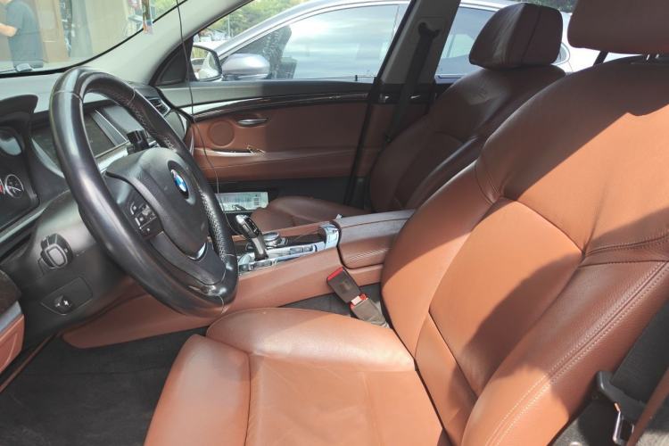 Used BMW 5 Series GT 2010 535i Leading Model Left Front Seat