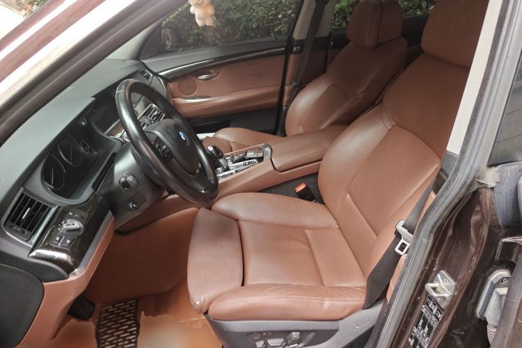 Used BMW 5 Series GT 2010 535i Leading Model Left Front Seat