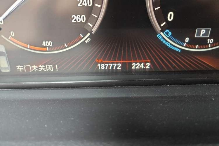 Used BMW 5 Series GT 2010 535i Leading Model Odometer Close Up
