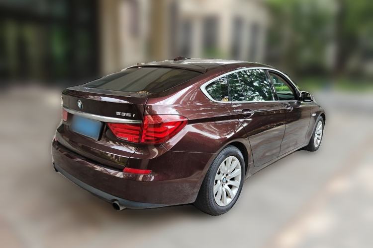Used BMW 5 Series GT 2010 535i Leading Model Rear Right 45 Deg