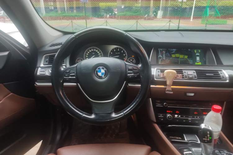 Used BMW 5 Series GT 2010 535i Leading Model Steering Wheel