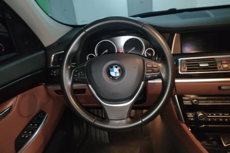 Used BMW 5 Series GT 2010 535i Luxury Edition Steering Wheel