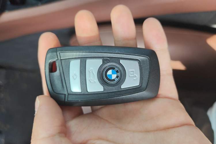 Used BMW 5 Series GT 2010 535i Leading Model Vehicle Key