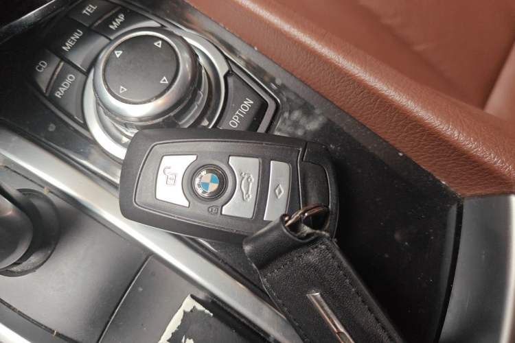 Used BMW 5 Series GT 2010 535i Leading Model Vehicle Key