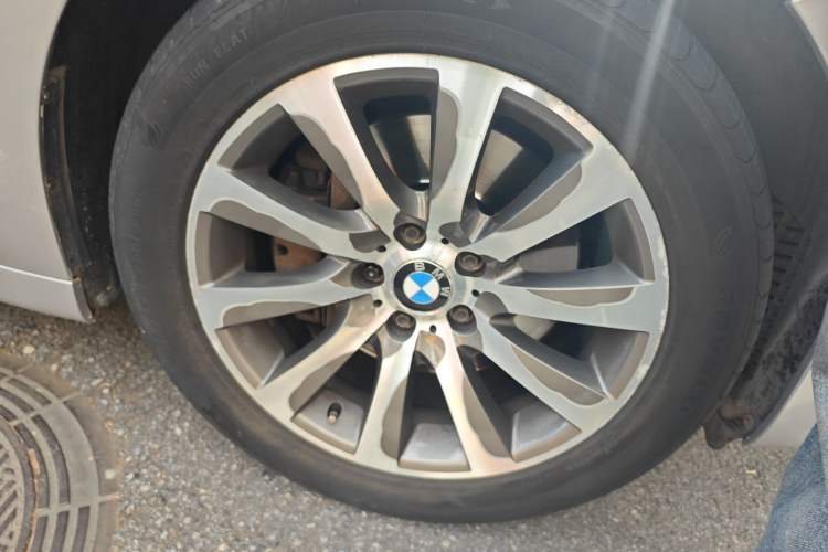 Used BMW 5 Series GT 2010 535i Leading Model Exterior 7