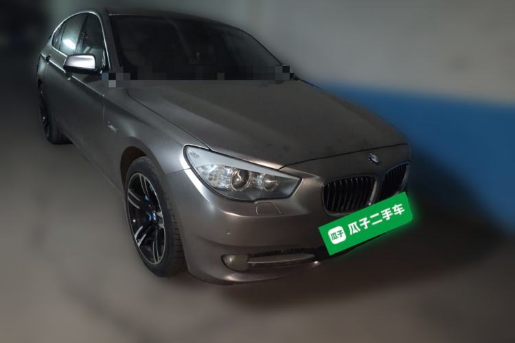 Used BMW 5 Series GT 2010 535i Leading Model Front Right 45 Deg