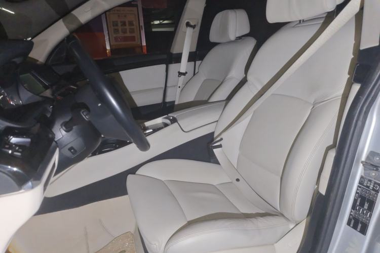 Used BMW 5 Series GT 2010 535i Luxury Edition Left Front Seat