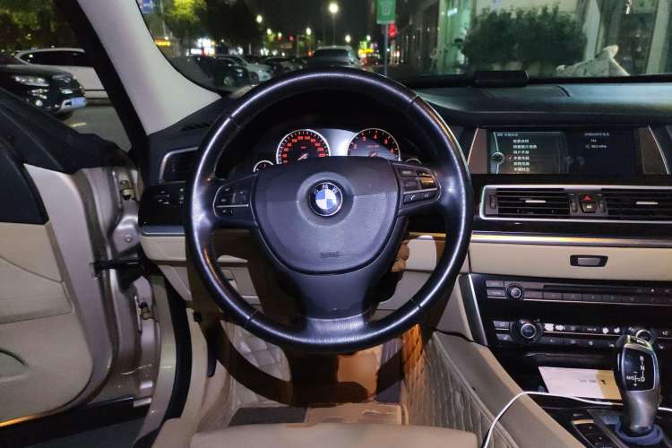 Used BMW 5 Series GT 2010 535i Leading Model Steering Wheel