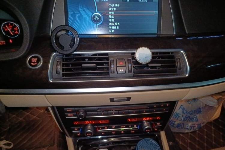 Used BMW 5 Series GT 2010 535i Luxury Edition Audio And AC Panel