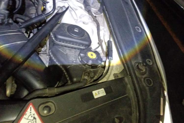 Used BMW 5 Series GT 2010 535i Leading Model Engine Bay Left