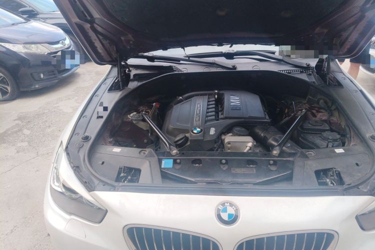 Used BMW 5 Series GT 2010 535i Leading Model Engine Bay Right