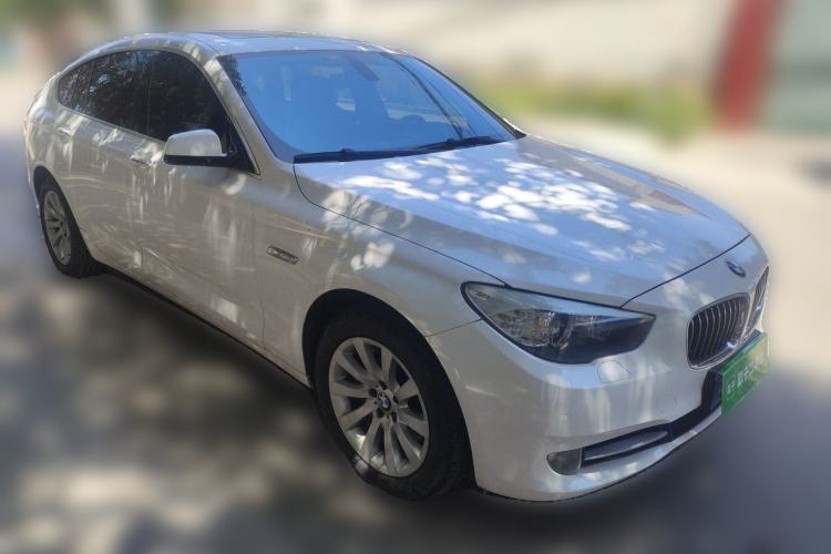 Used BMW 5 Series GT 2010 550i Luxury Edition Front Right 45 Deg