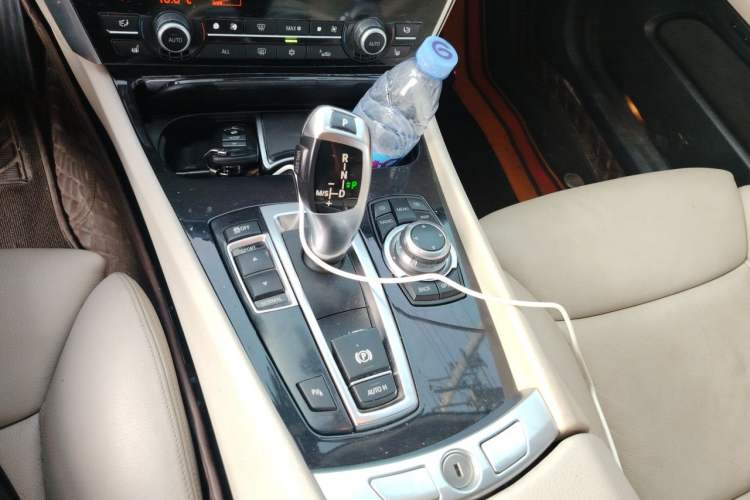 Used BMW 5 Series GT 2010 535i Leading Model Gear Lever