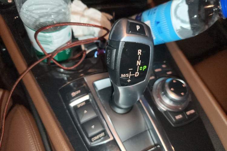 Used BMW 5 Series GT 2010 535i Leading Model Gear Lever